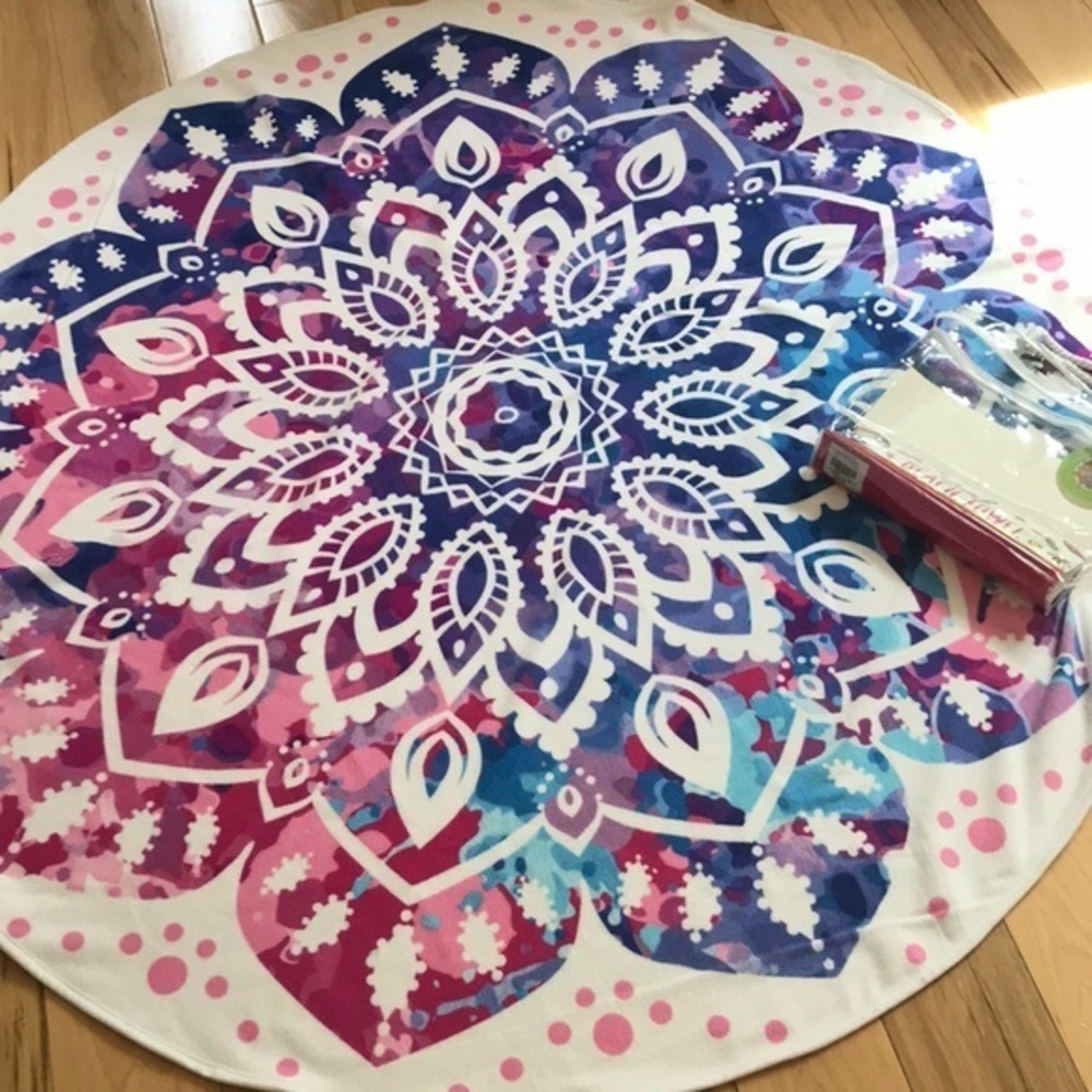 Jumbo beach towel.  New in package.